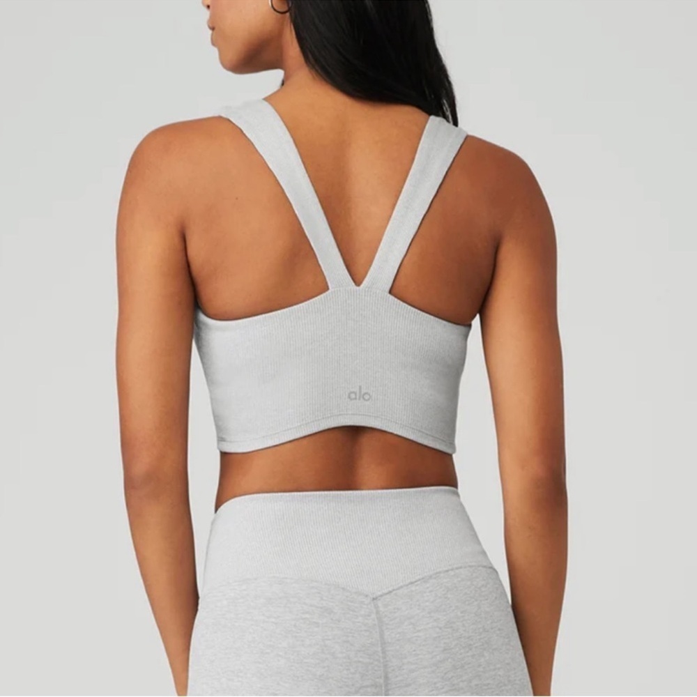 Alo Ribbed Chic Bra Tank Athletic Heather Grey XS - Picture 3 of 11